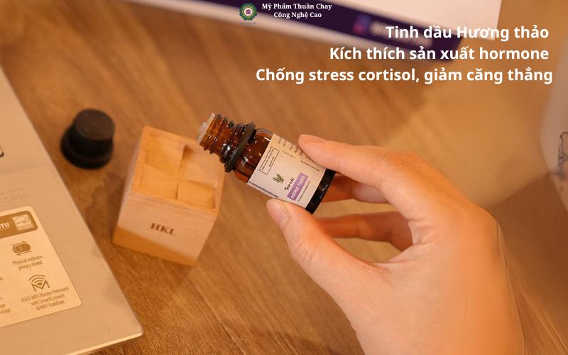 tinh-dau-huong-thao-giam-cang-thang